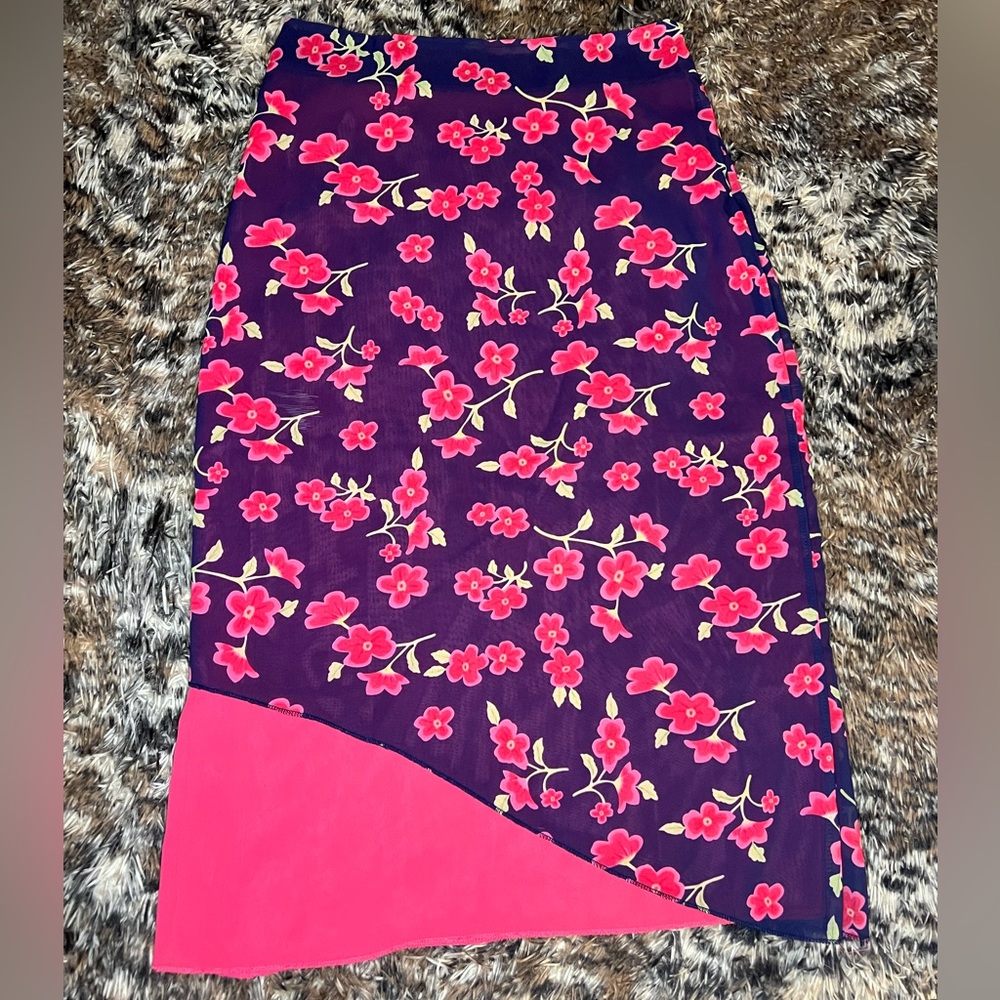 floral skirt
